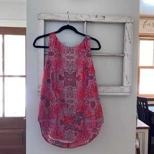 CAbi #127 - Jubilee Pink Paisley Sleeveless Top